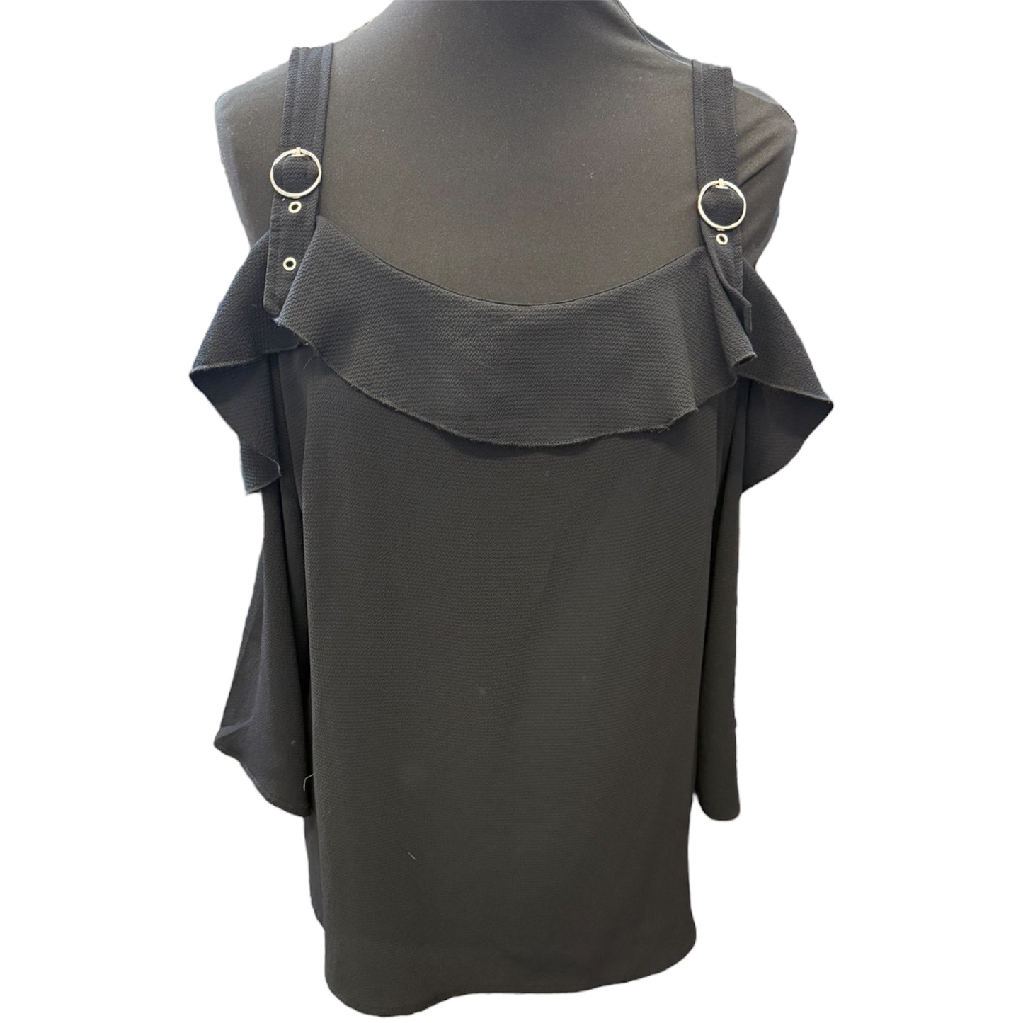 Quiz cold shoulder buckle strap top