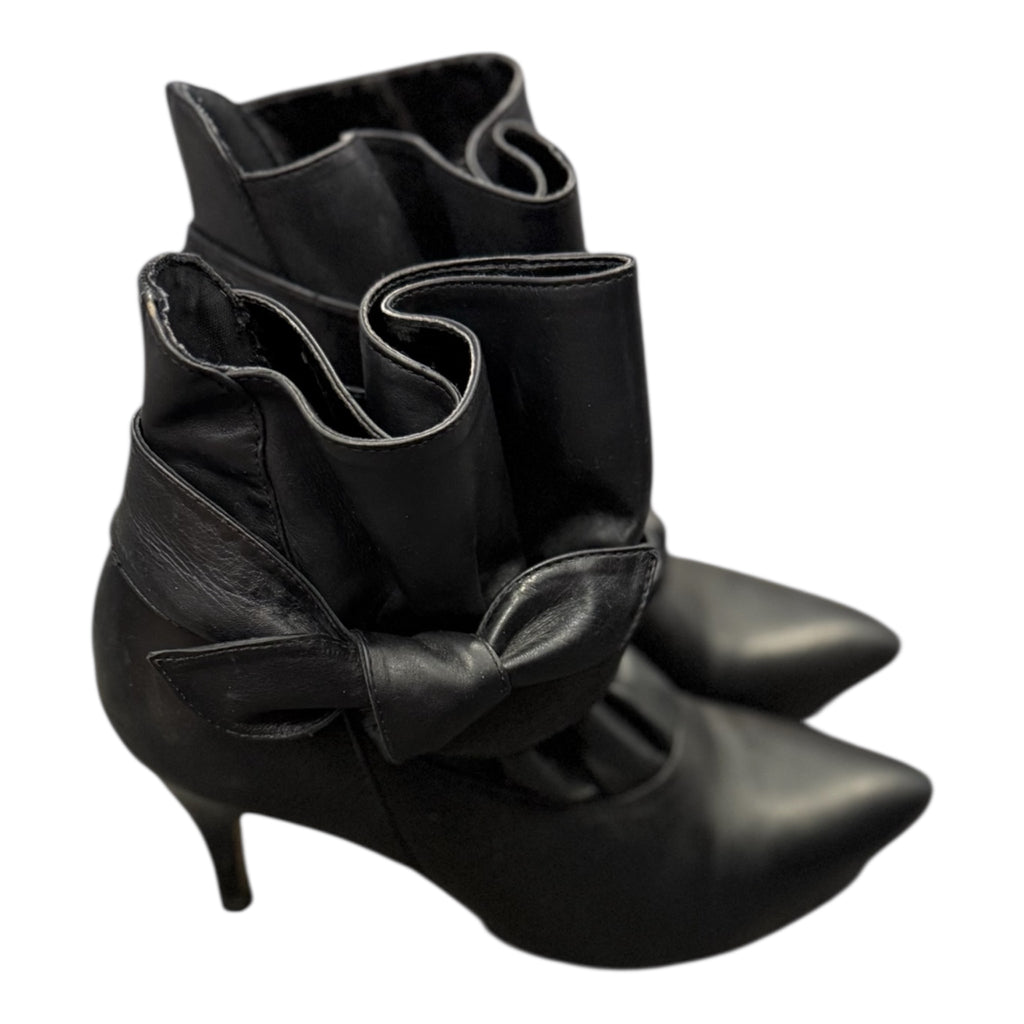 Carvela bow detail heeled boots