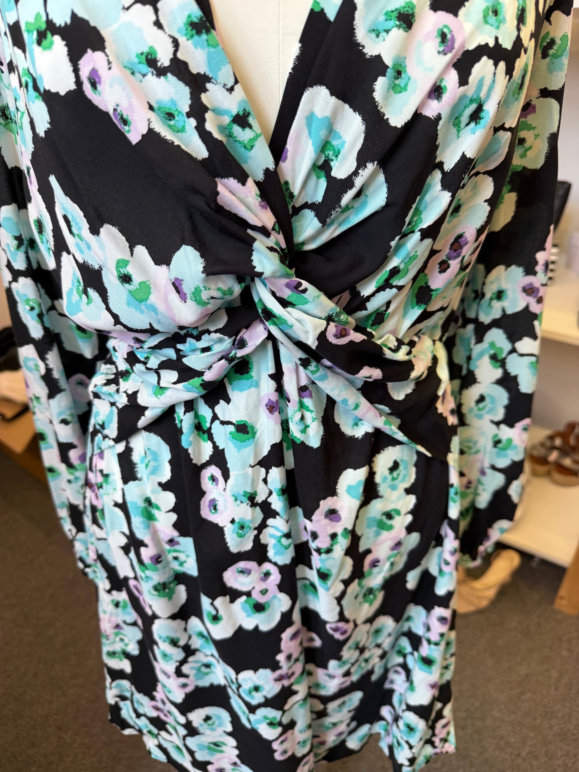 Floral linen long sleeve dress