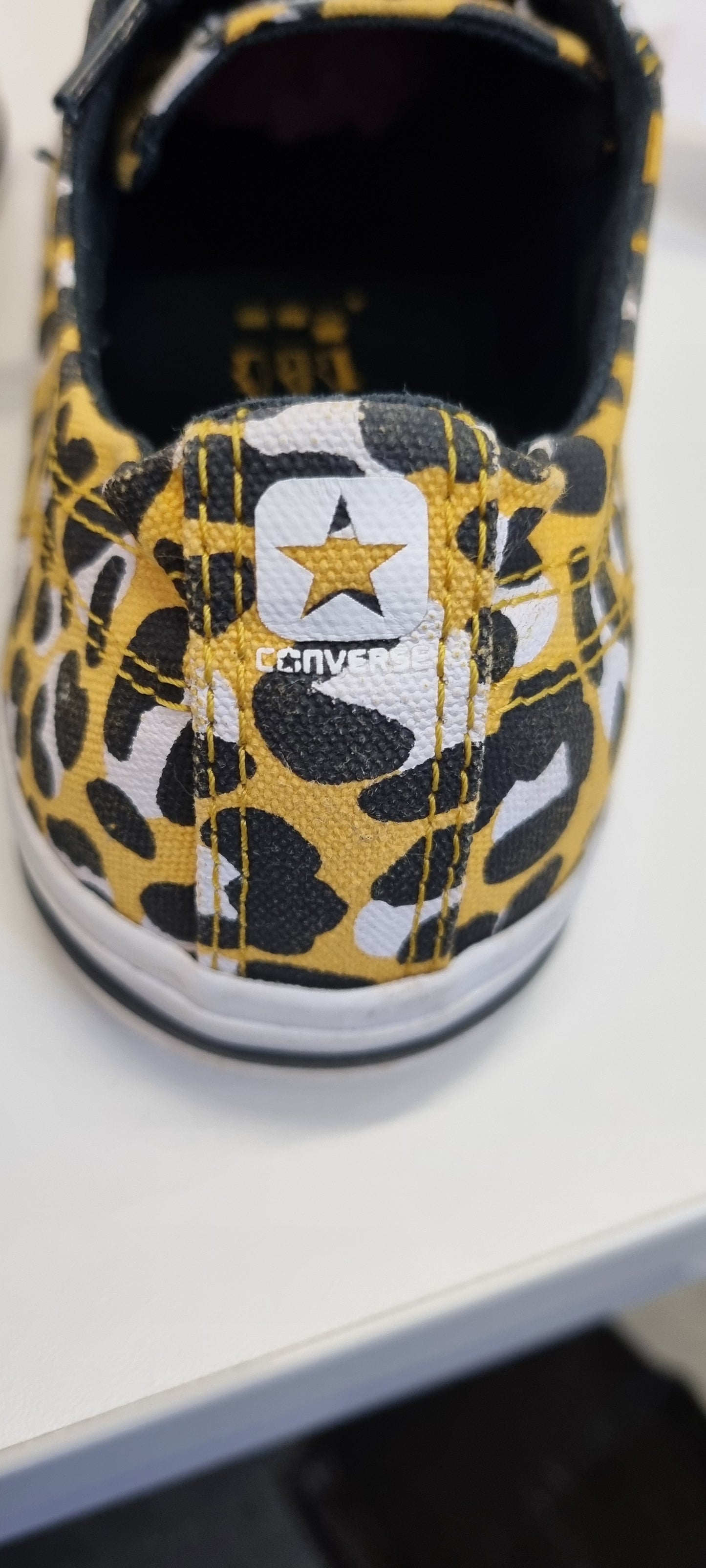 Leopard print converse