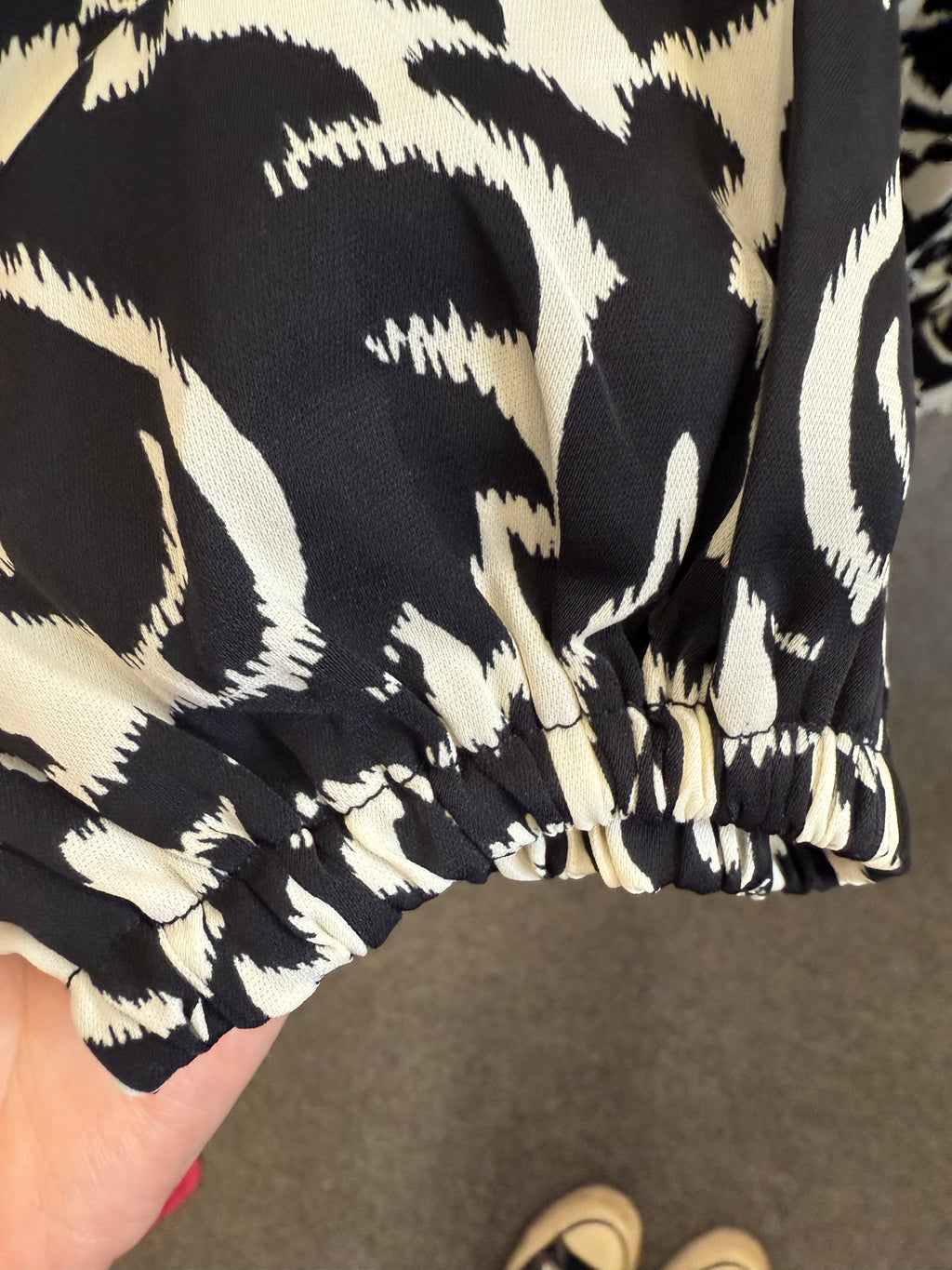 Kilky long sleeved belted mini dress