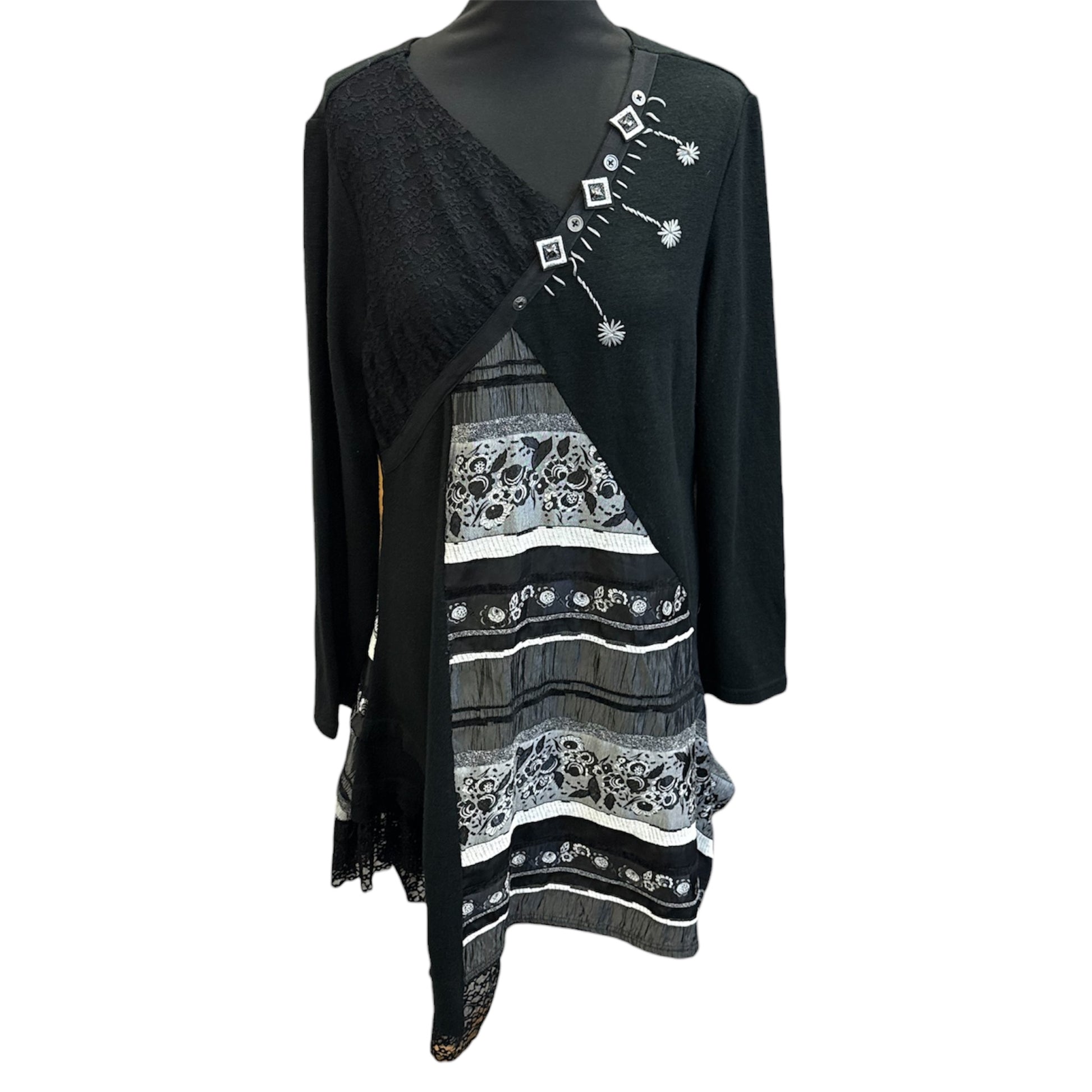 Black long sleeved detailed winter dress