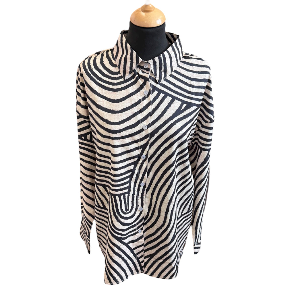 Animal print oversize shirt