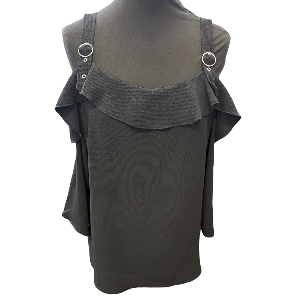 Quiz cold shoulder buckle strap top