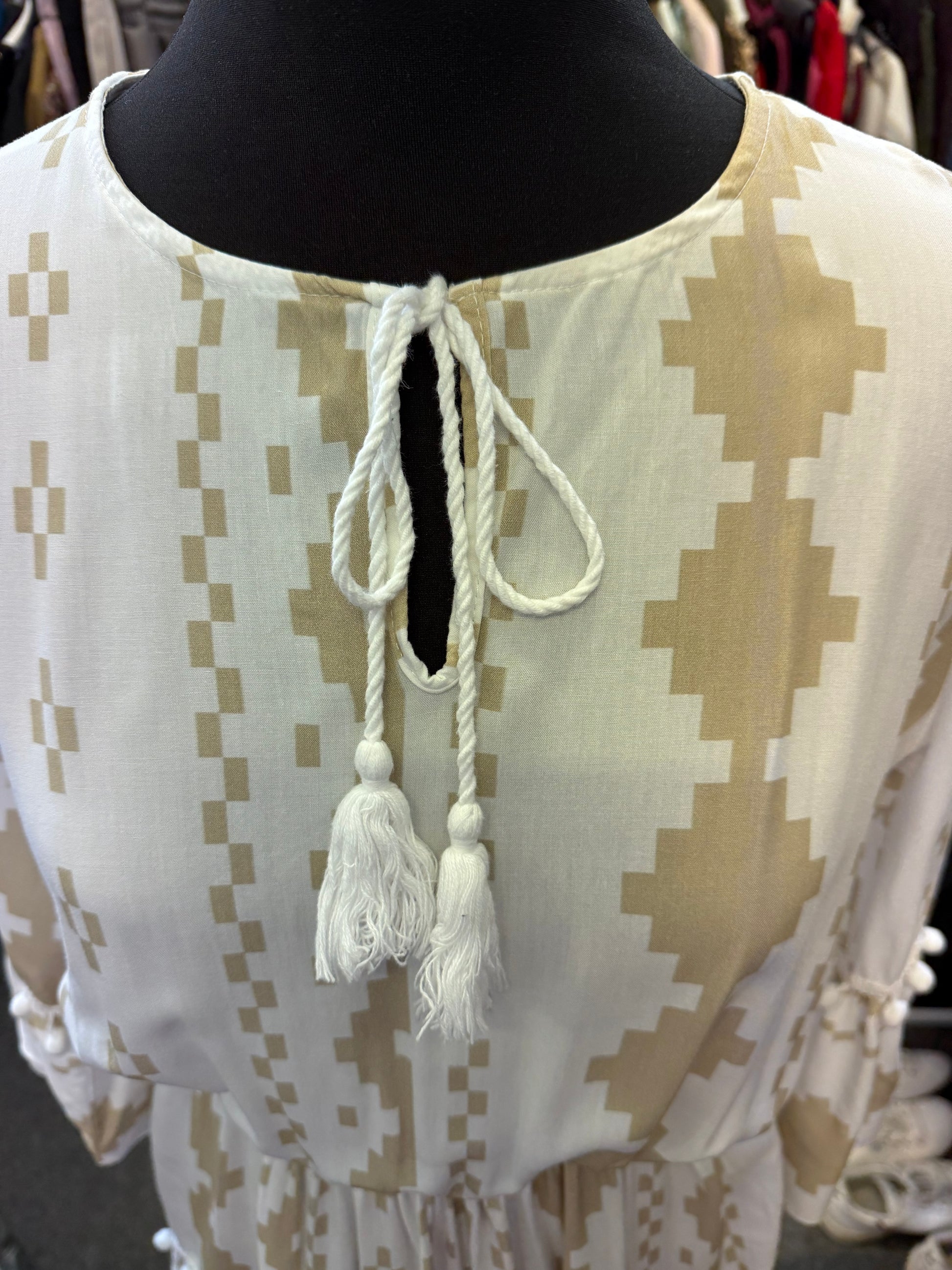 Beige and white pom pom tassel summer dress