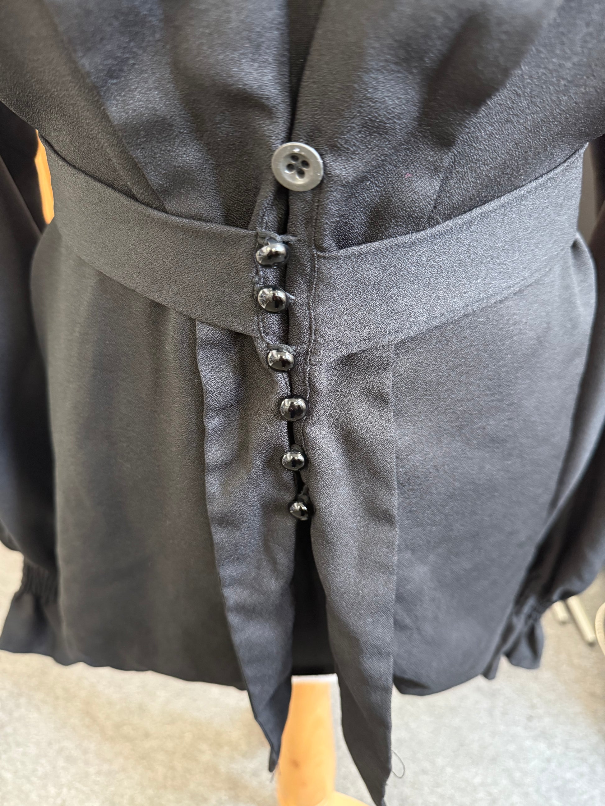 Boohoo long sleeve belted top