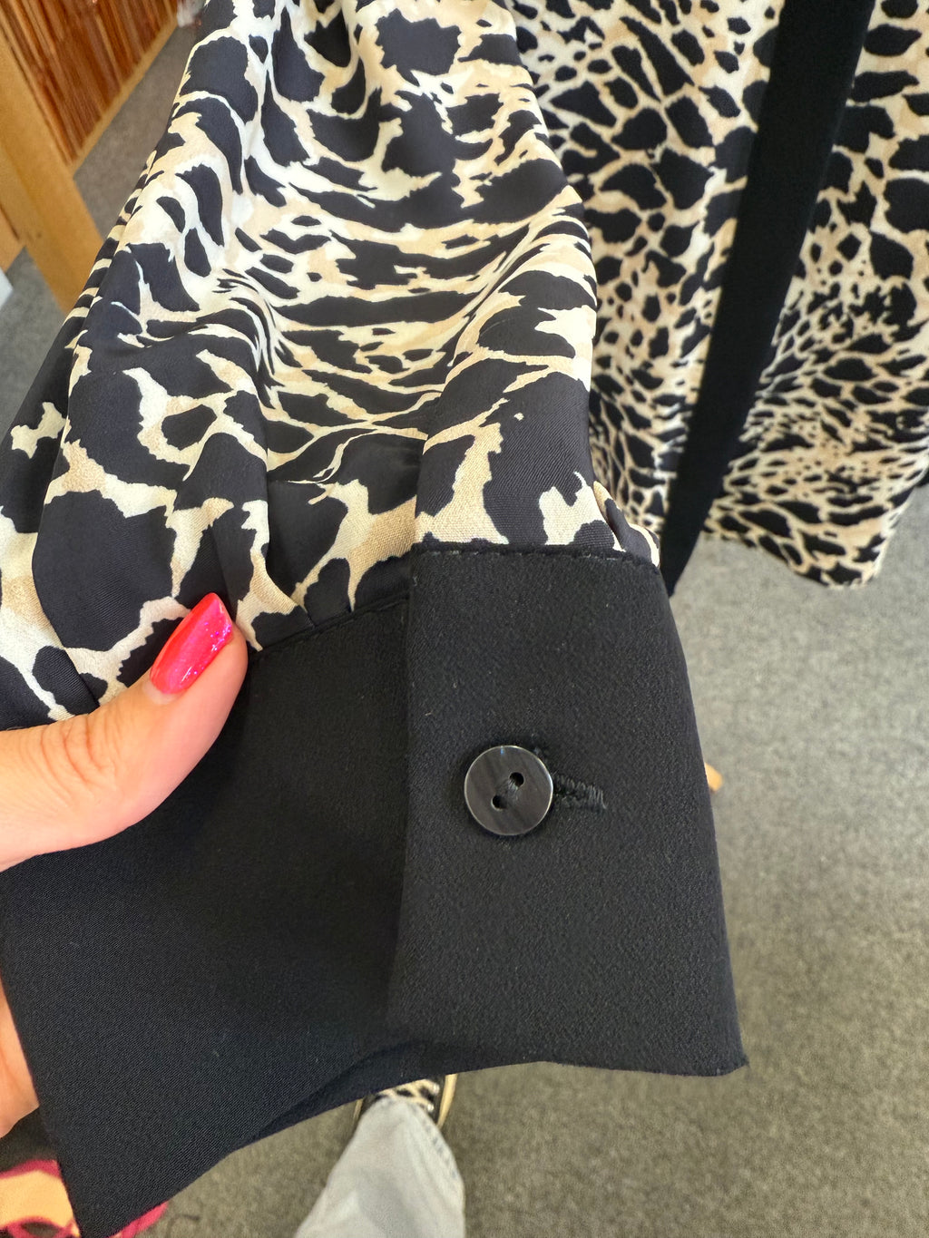 INCO animal print blouse