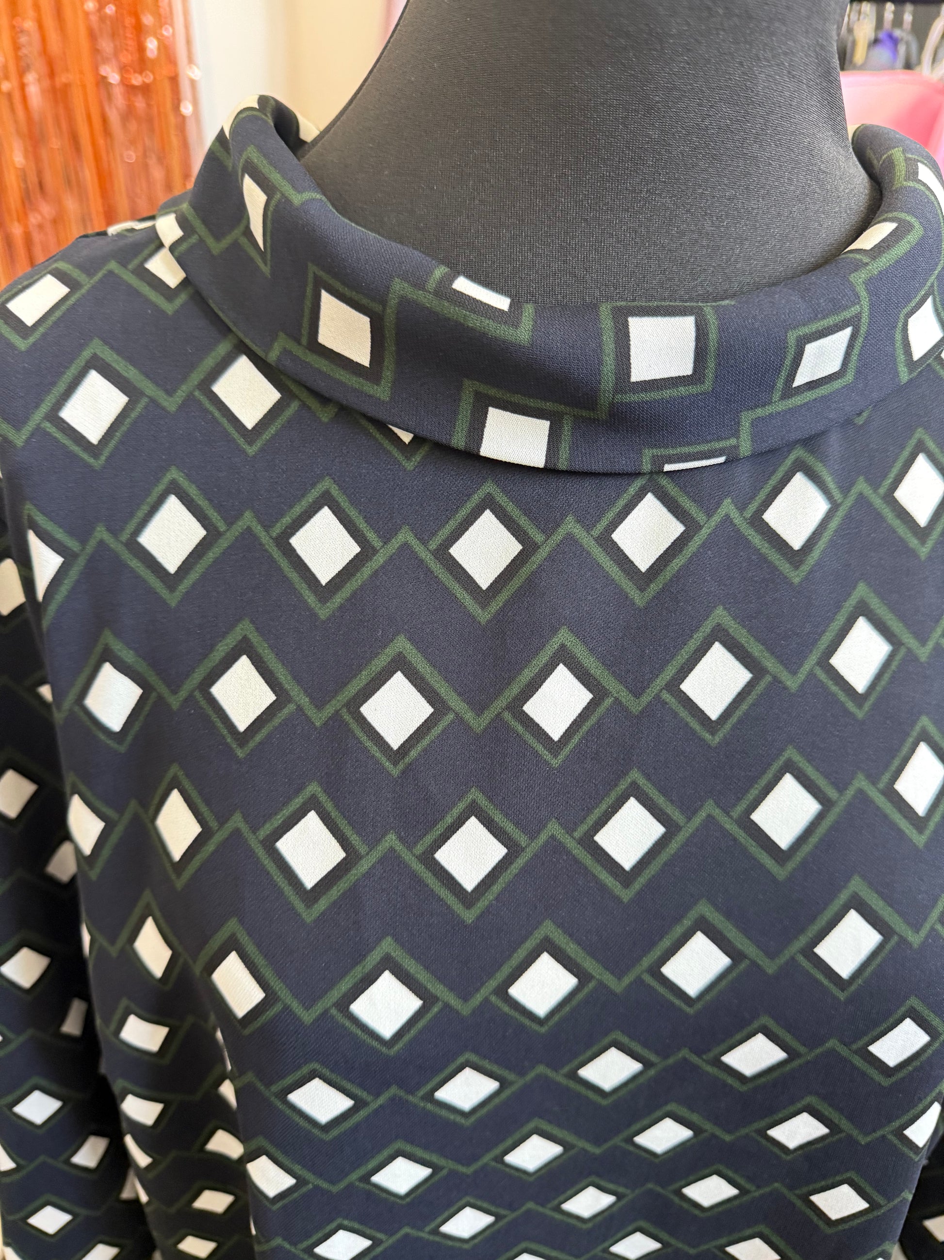 Dorothy Perkins 3/4 sleeve geometric dress