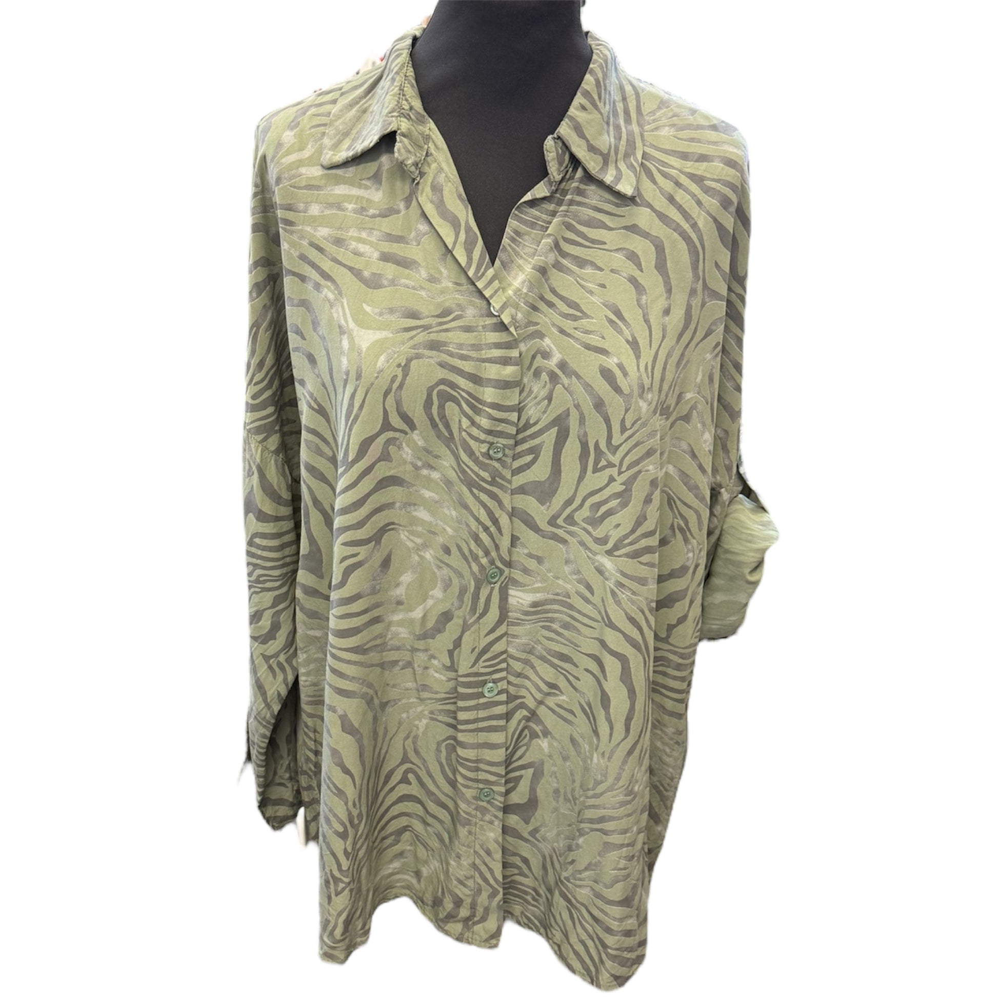 Animal print adjustable sleeve longline shirt
