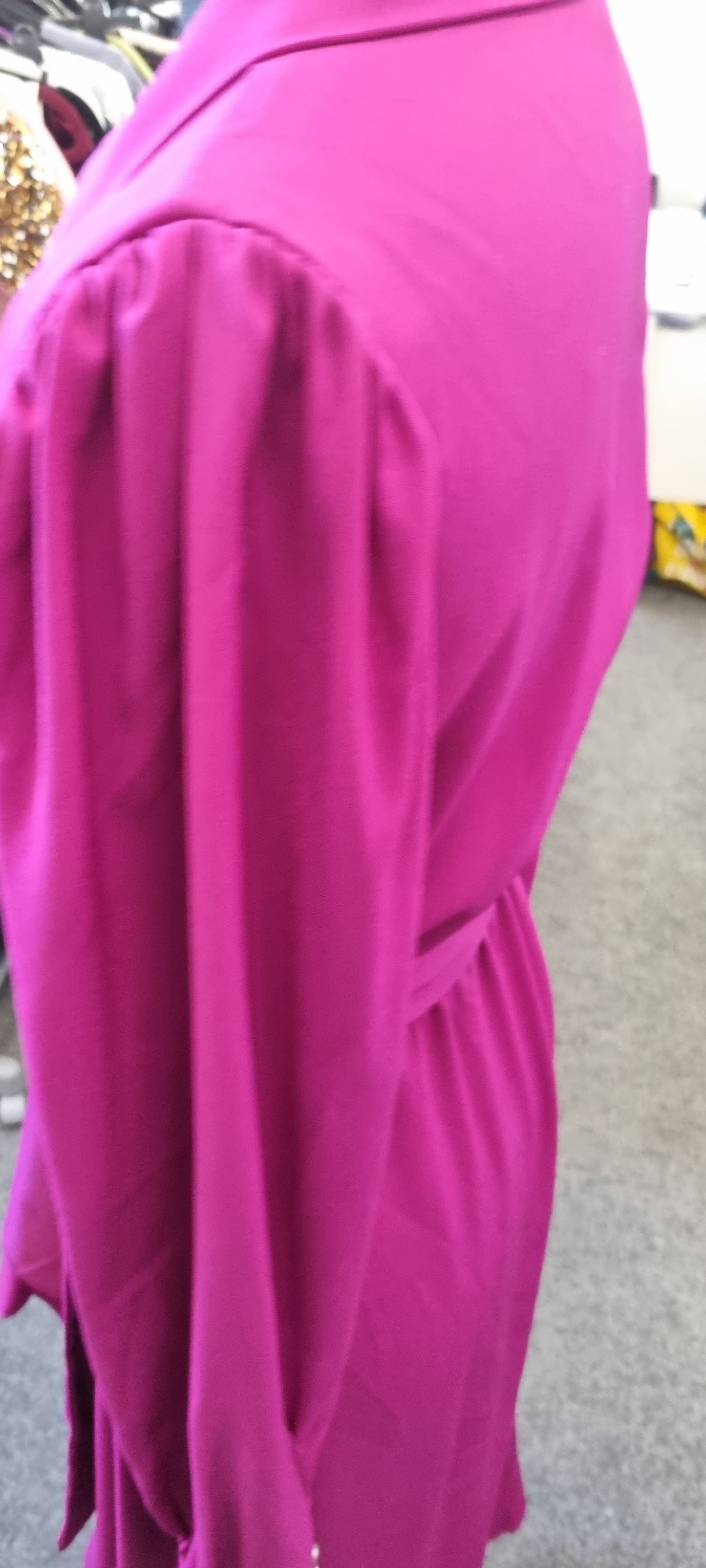 Chique fuschia wrap style long sleeved tie midi dress