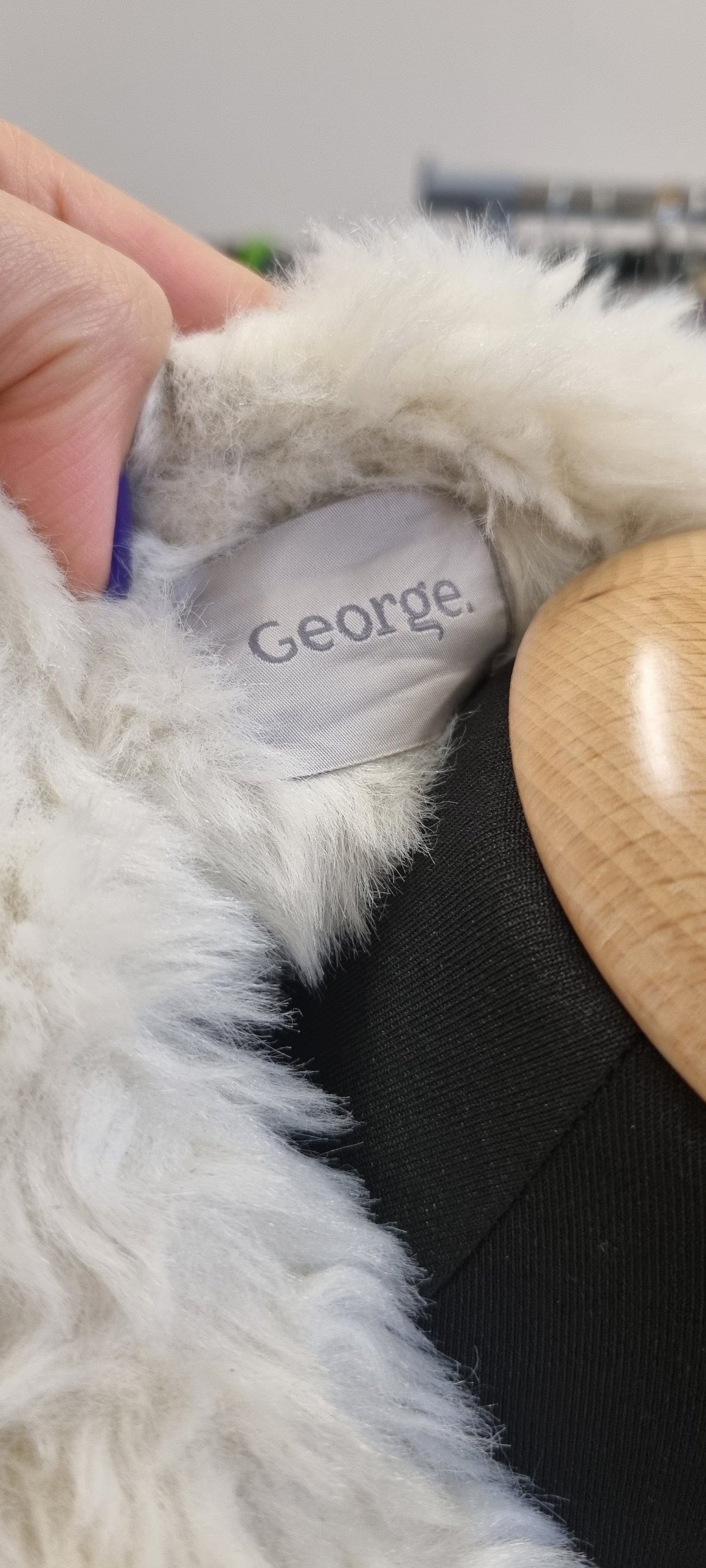 George fur collar and wrist grey jacket